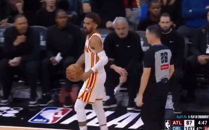 1744791645518060308.gif 4.gif