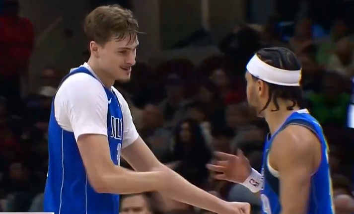 九游平台-分差20分了！弗拉格飞身大帽哈登&amp;反击助攻内姆哈德三分打停骑士